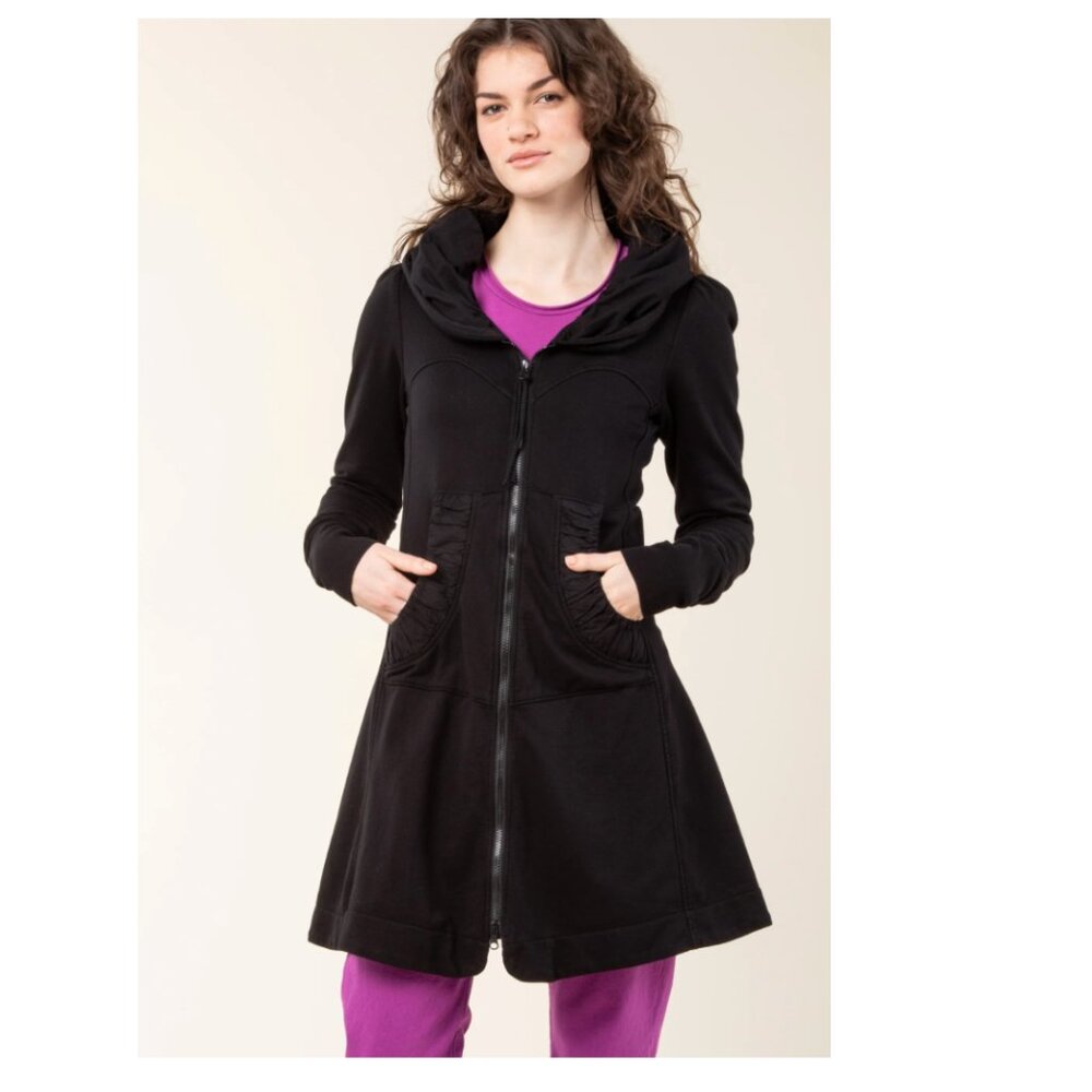 Prairie Underground Black Cloak Hoodie - XS - Cosy